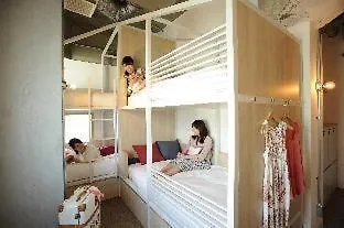 ホステル Cafetel Kyoto Sanjo For Ladies